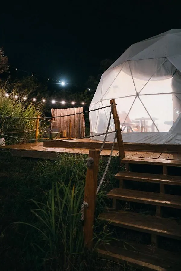 אוהל מפואר מלון Naalehu Keola Retreat Luxury Camping Hawaii Glamping Dome With Outdoor Bathtub ארצות הברית